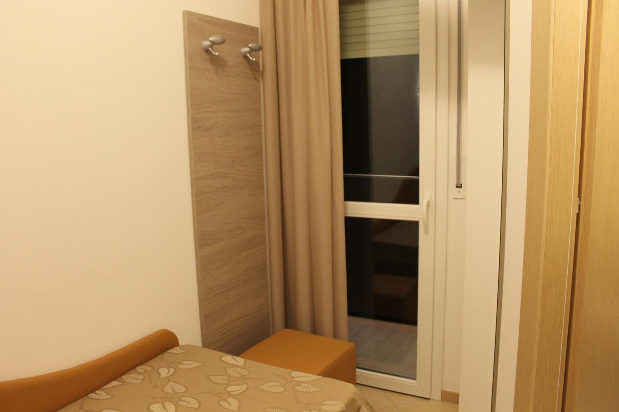 Hotel Villa Enea Cattolica Kamer foto
