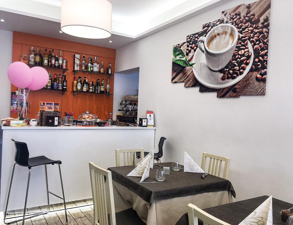 Hotel Villa Enea Cattolica Buitenkant foto