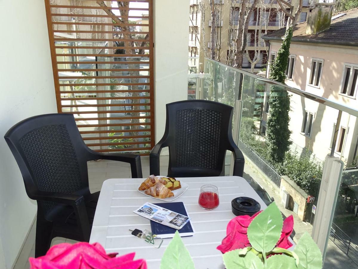 Hotel Villa Enea Cattolica Buitenkant foto