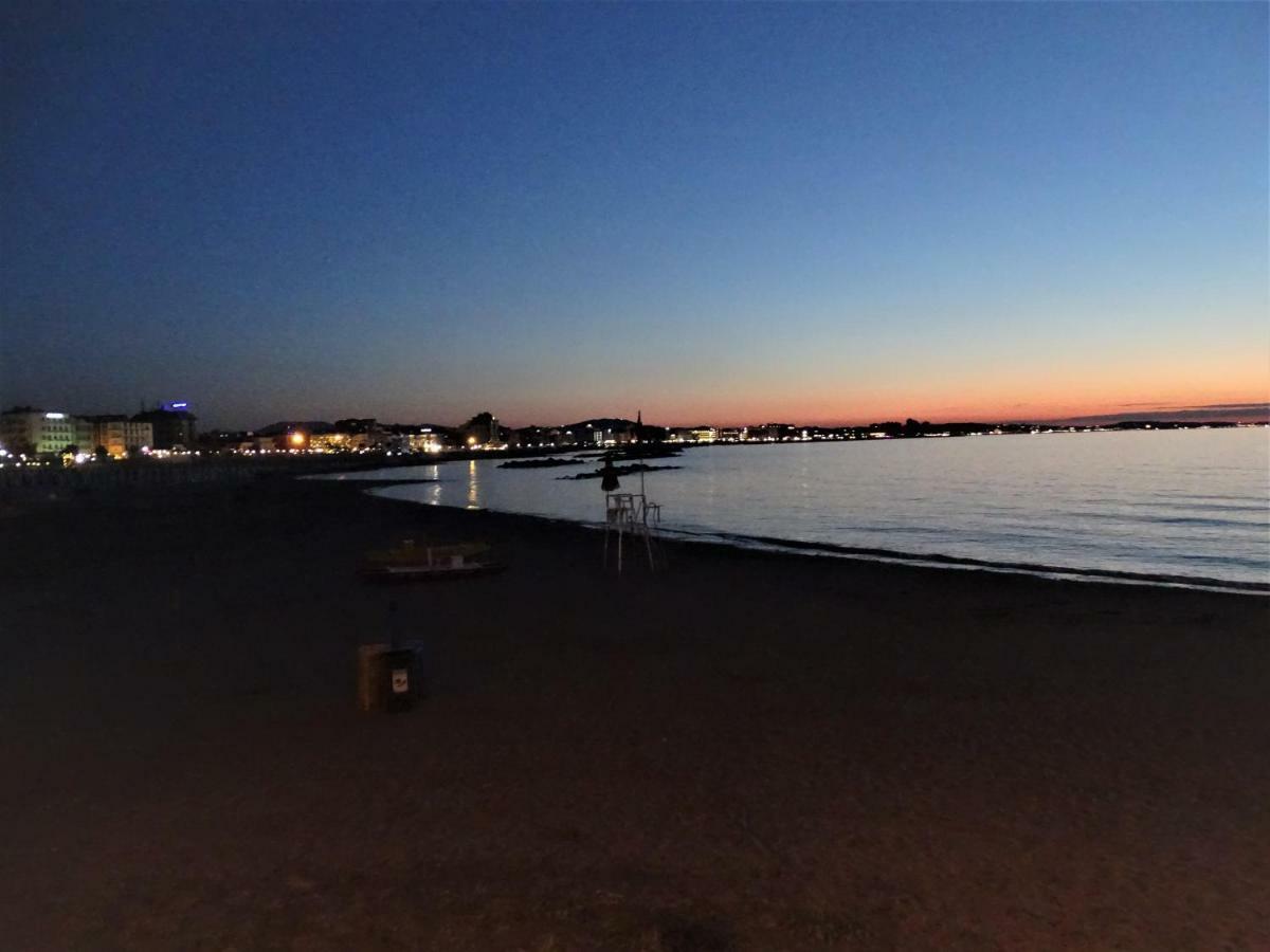 Hotel Villa Enea Cattolica Buitenkant foto
